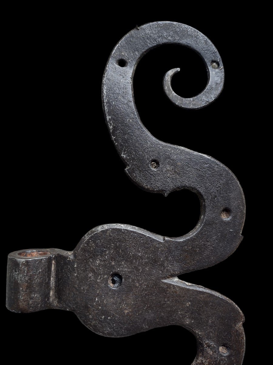 Coppia di cerniere di porta in ferro forgiato fine XVII secolo -photo-1