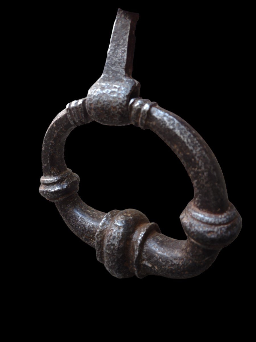 Importante battiporta in ferro forgiato con piastra decorativa XVII secolo -photo-1
