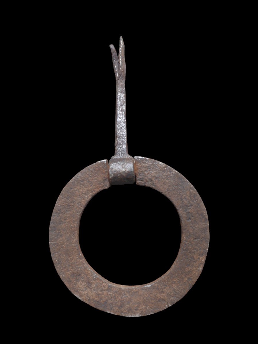 Maniglia in ferro forgiato e cesellato XVII secolo-photo-3