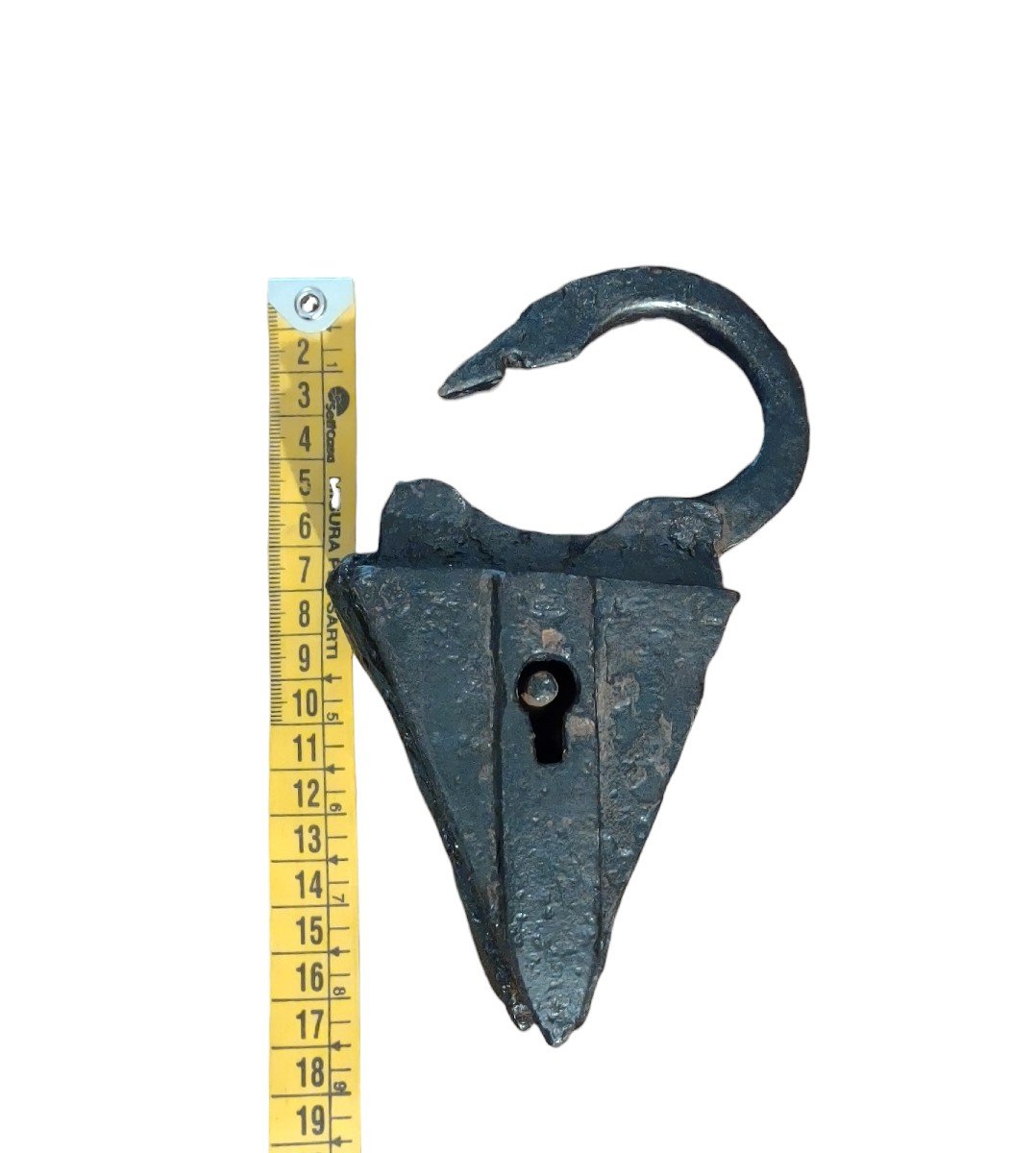 Grosso lucchetto triangolare in ferro forgiato XVI secolo -photo-2