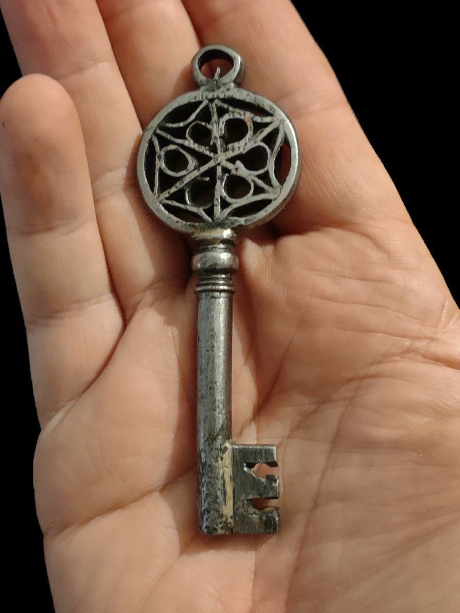 Chiave veneziana da mobile fine XVI secolo 