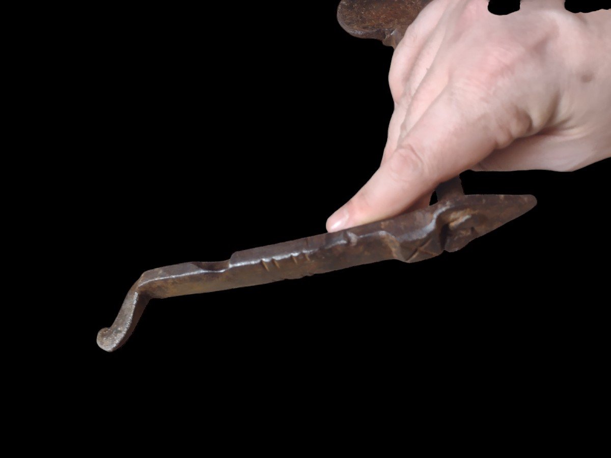 Raro chiavistello in ferro forgiato ed inciso XVII secolo -photo-3