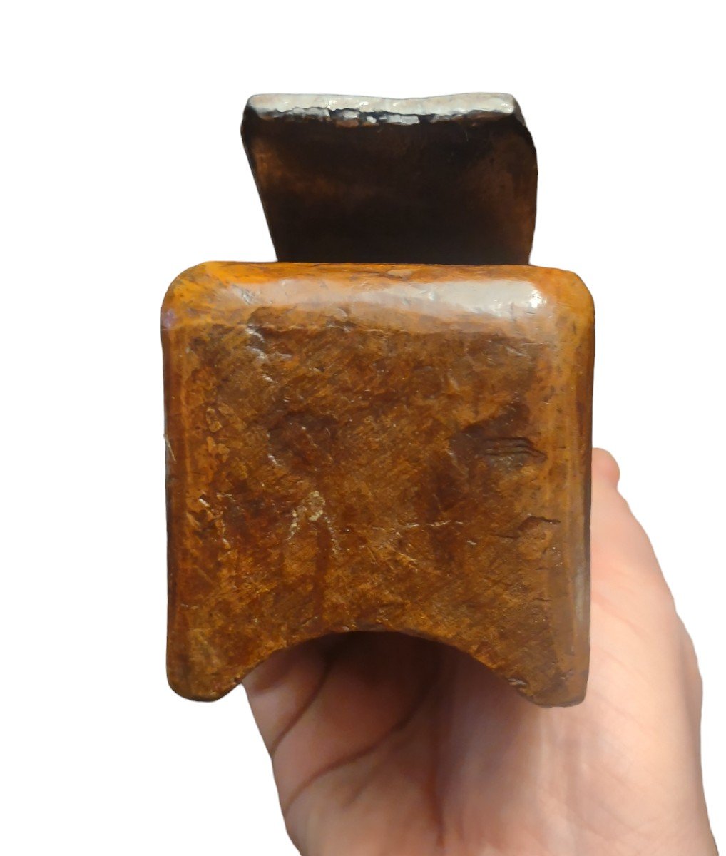 Pialla concava scolpita XIX secolo -photo-3