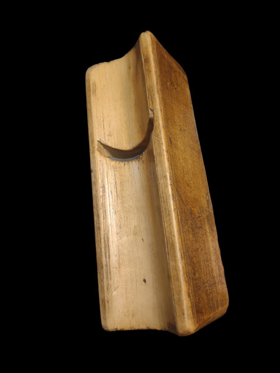 Pialla concava scolpita XIX secolo -photo-4