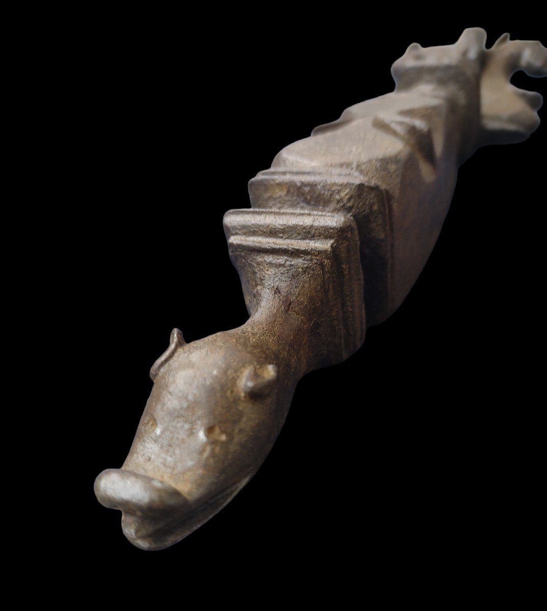 Importante battiporta spagnolo in ferro forgiato a forma di drago fine XVI-inizio XVII secolo-photo-4