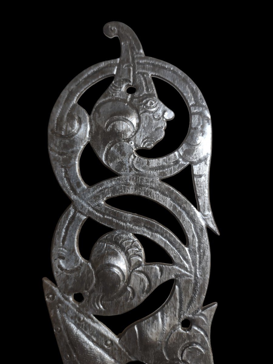 Splendida bocchetta in ferro forgiato, inciso e traforato Alto Adige XVII secolo-photo-4