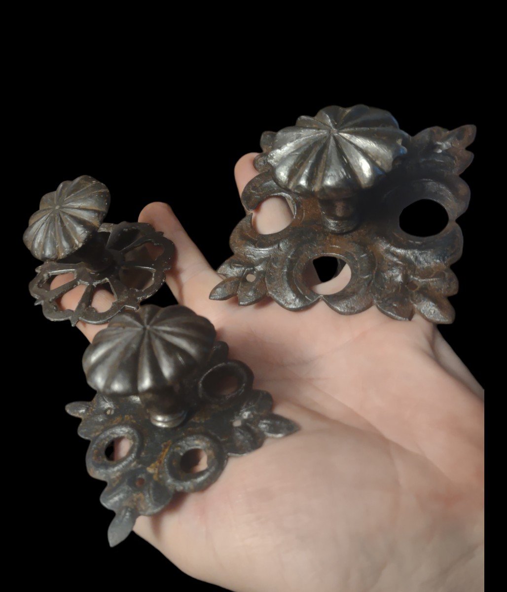 3 Pomoli in ferro forgiato Alto Adige inizo XVIII secolo-photo-3