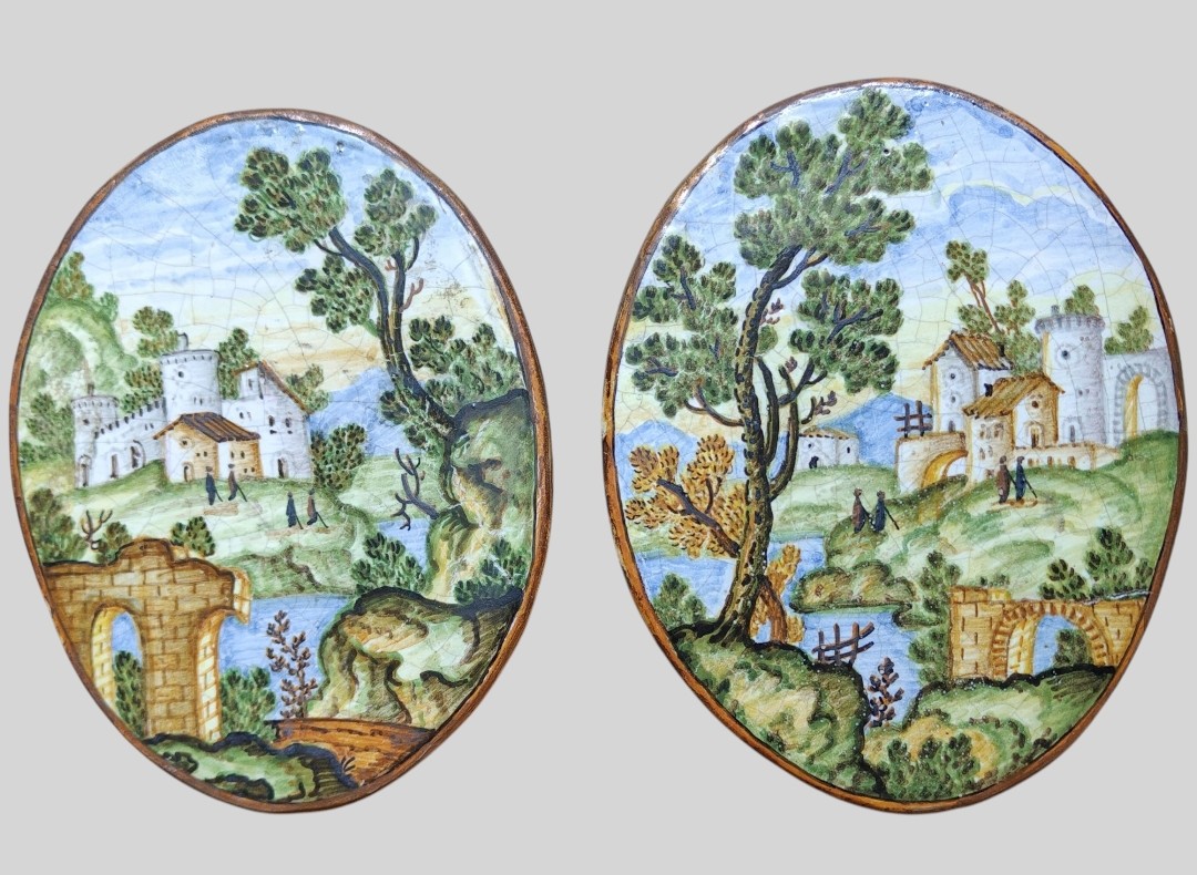 Coppia di mattonelle ovali Castelli inizio XIX secolo 