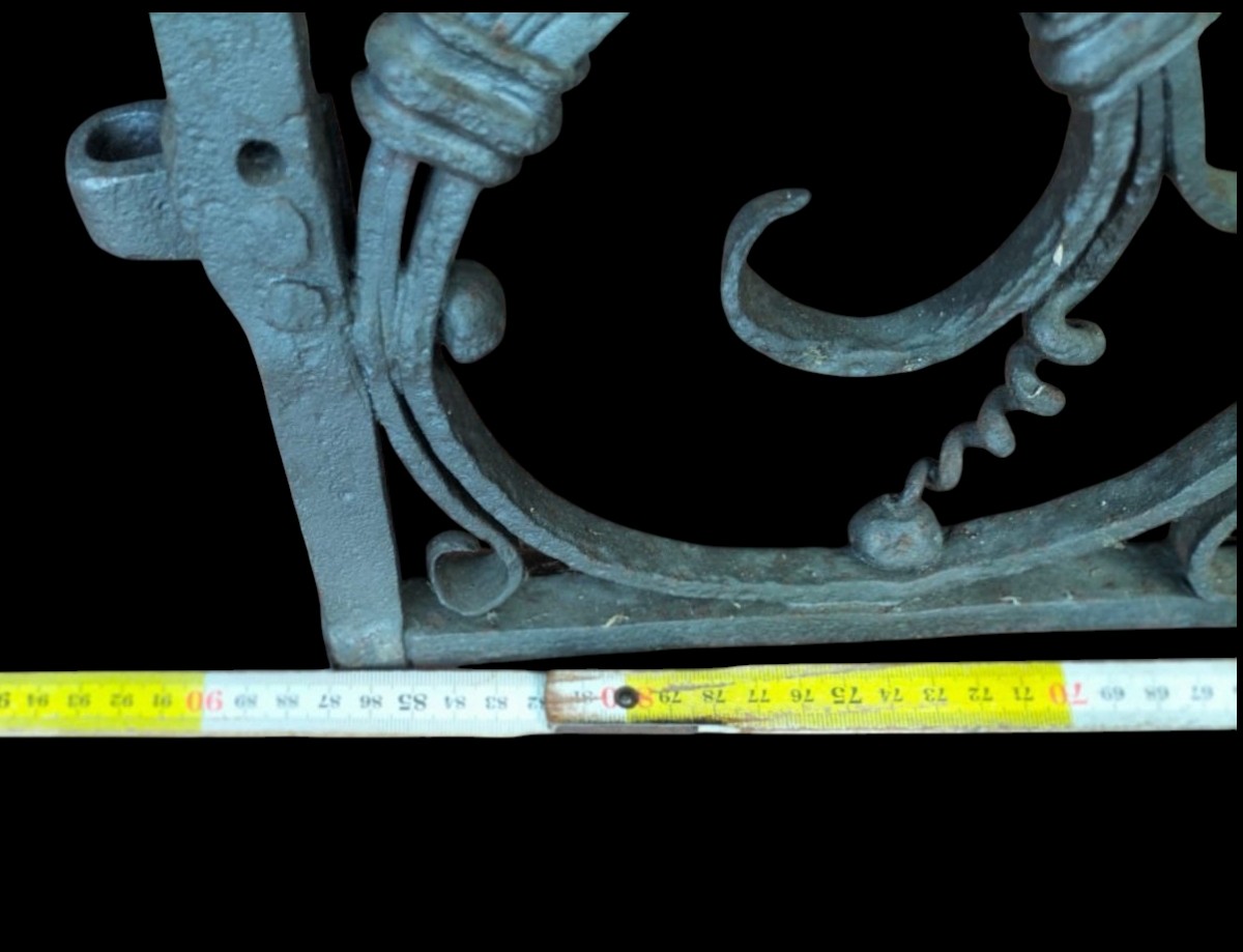 Elementi in ferro forgiato di un cancello probabilmente d'altare XVIII secolo-photo-4