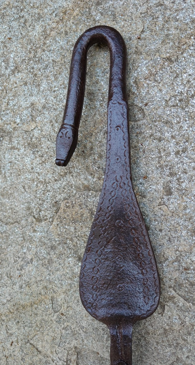 Grande elemento zoomorfo di carro agricolo in ferro forgiato XVIII secolo-photo-3