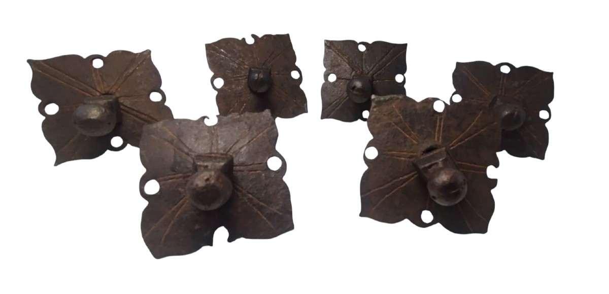 6 Grandi chiodi in ferro forgiato a 2 elementi XVII-XVIII secolo