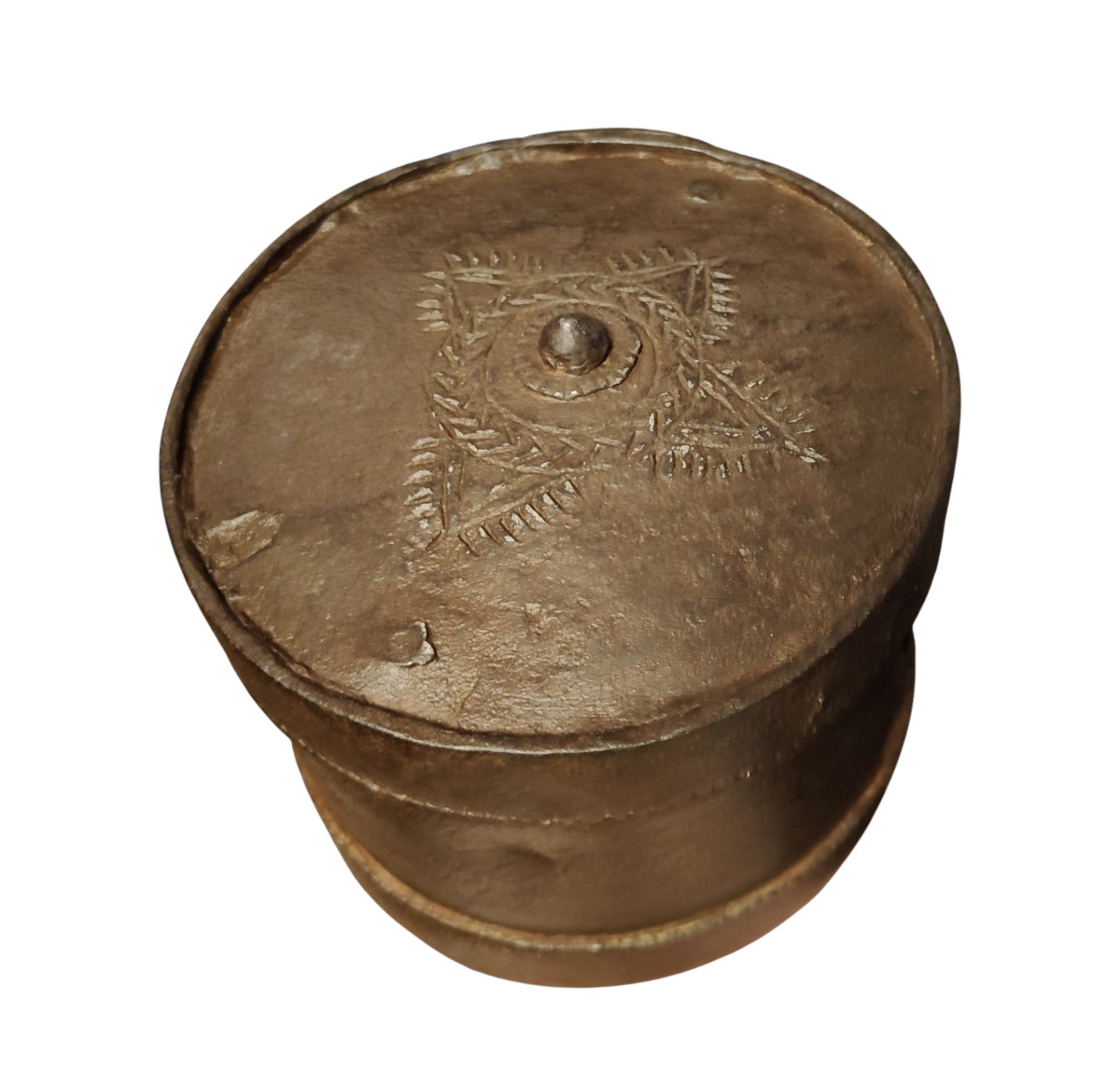 Curiosa scatola rotonda in ferro forgiato ed inciso con chiusura inusuale-photo-1