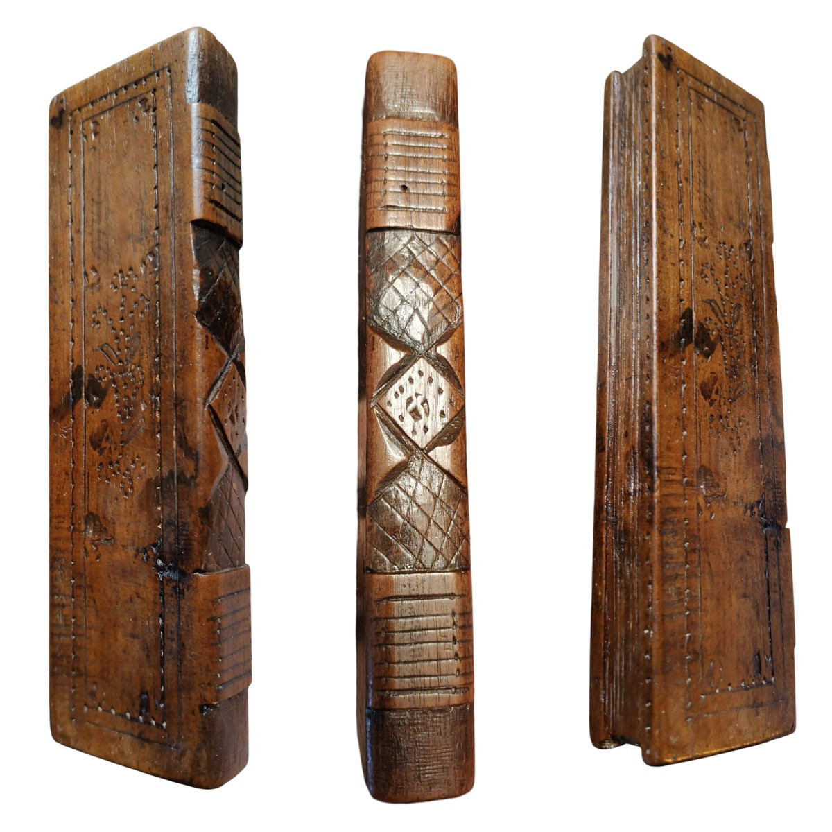 Scatola in legno a forma di libro Italia XIX secolo