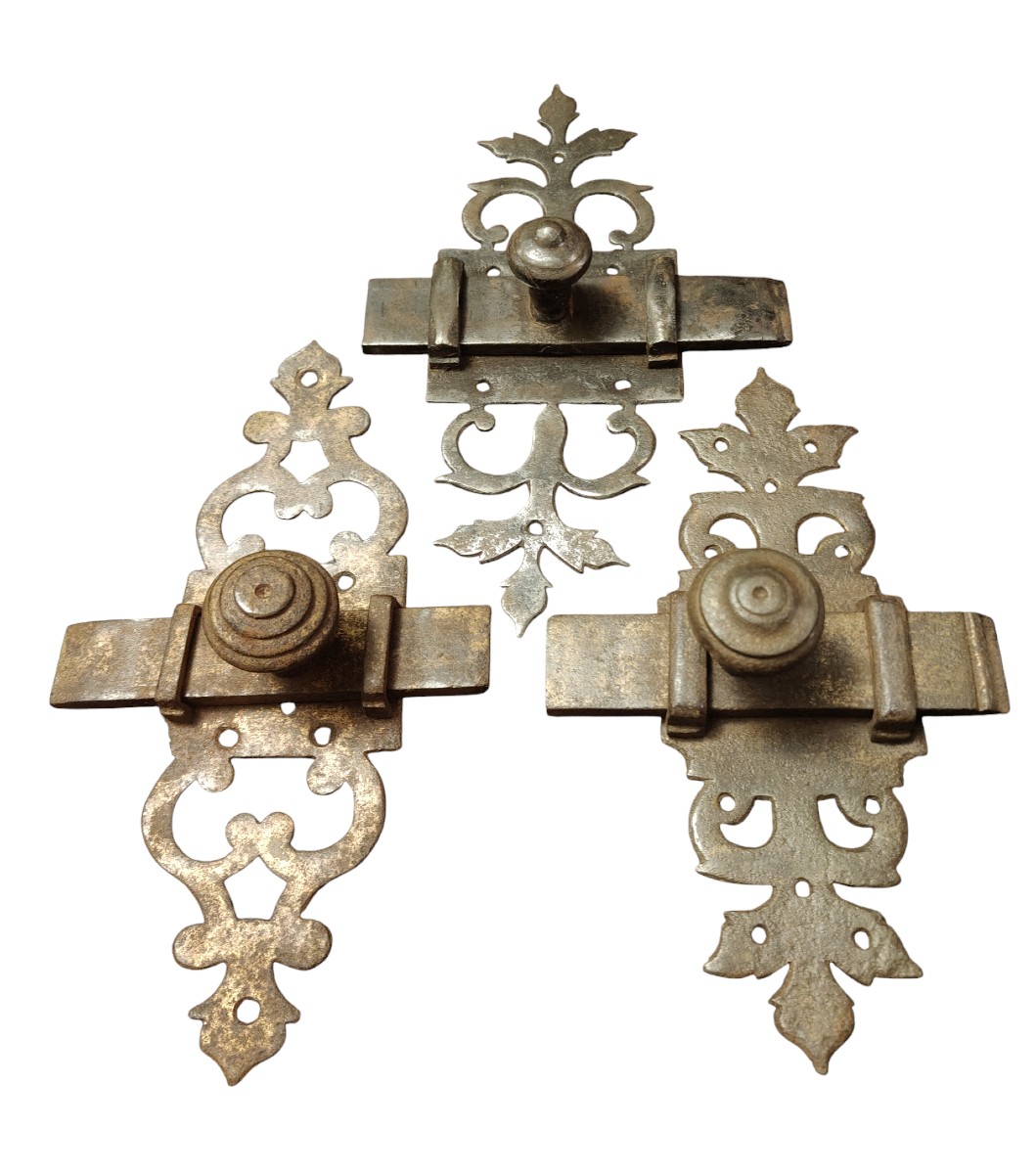 Catenacci in ferro forgiato e traforato fine XVIII secolo-photo-4