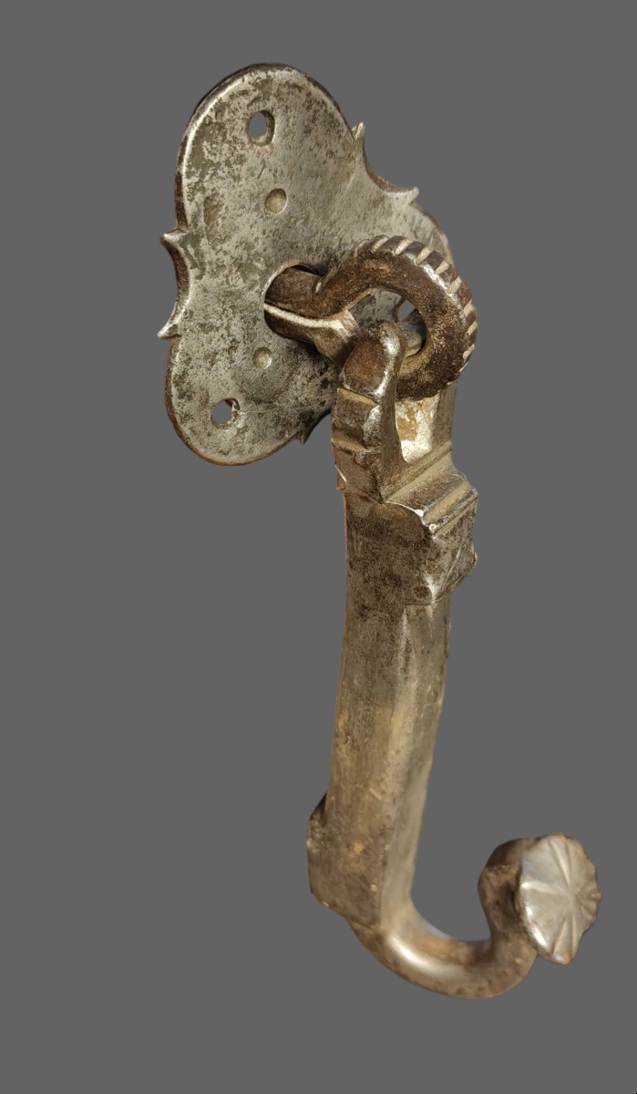 Raffinato battiporta spagnolo in ferro forgiato inizio XVIII secolo-photo-1