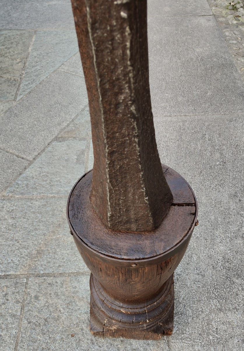 Bella bigornia montata su di un imponente ceppo fine XVII secolo-photo-4