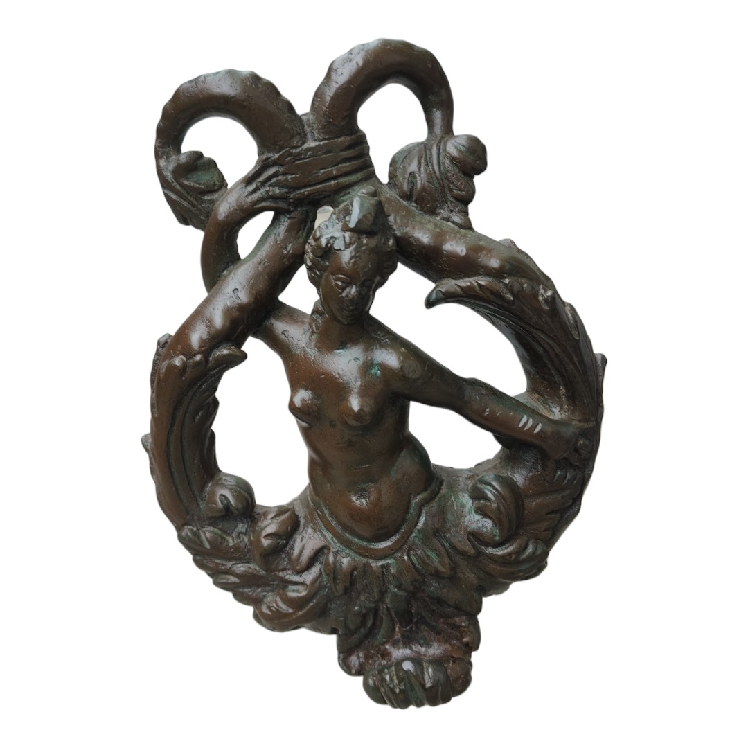 Battente veneziano in bronzo a forma di nereide-photo-3