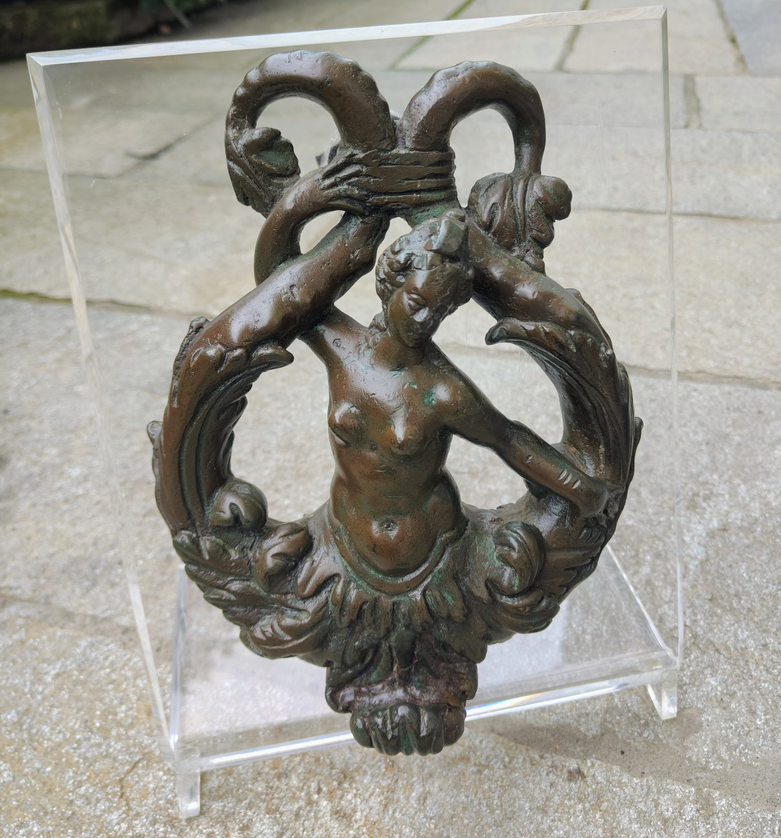 Battente veneziano in bronzo a forma di nereide-photo-4