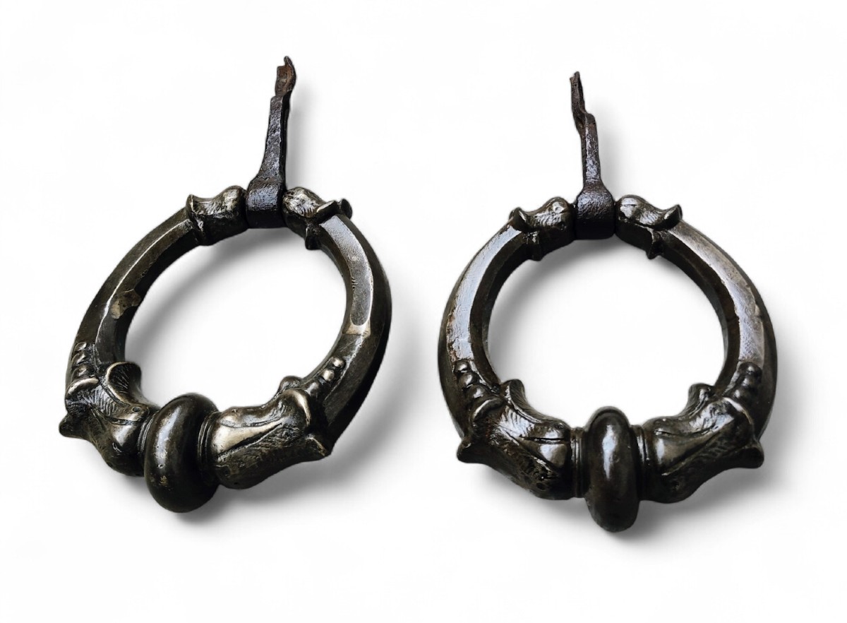 Coppia di battenti in bronzo Milano fine XVII inizio XVIII secolo 