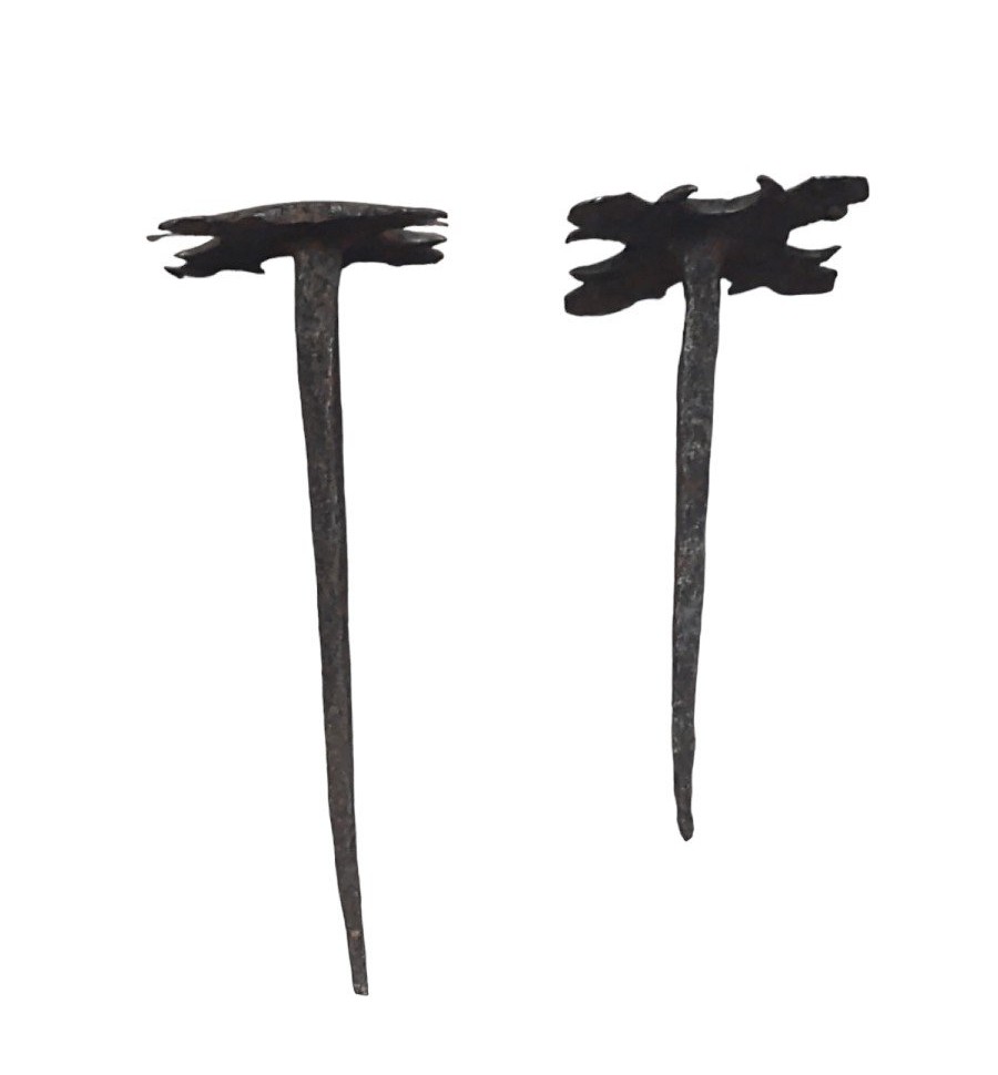 Coppia di grandi chiodi inizio XVII secolo-photo-2