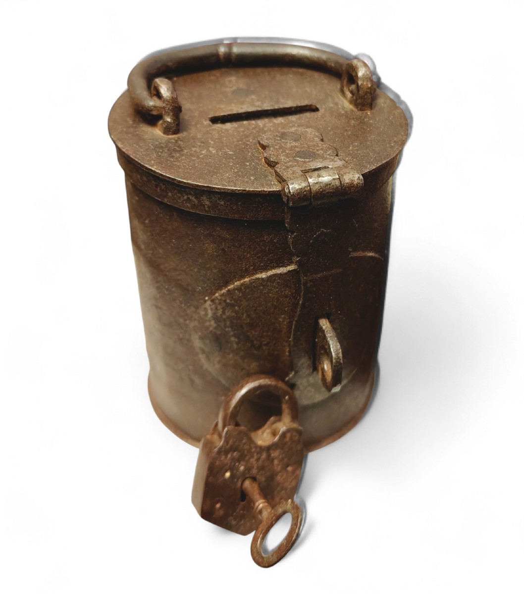 Elemosiniere in ferro forgiato XVIII secolo 