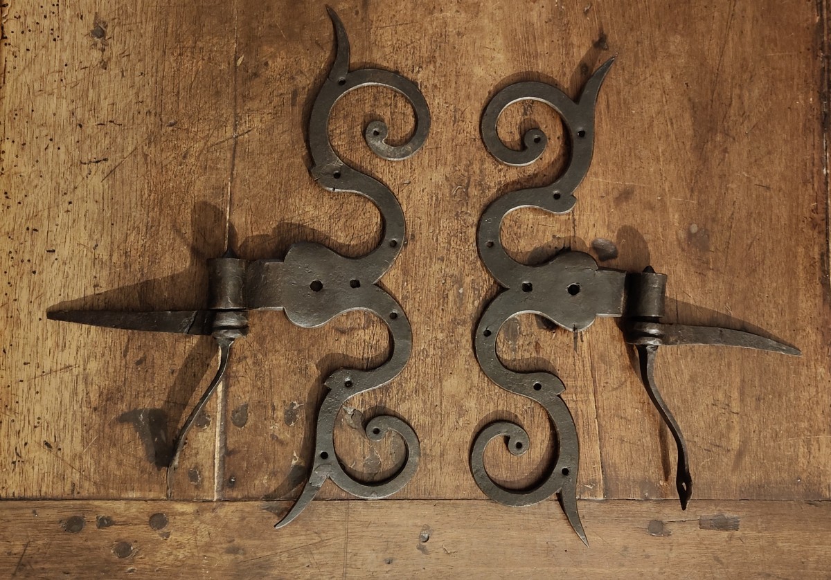 Grandi cerniere in ferro forgiato inizio XVIII secolo -photo-3