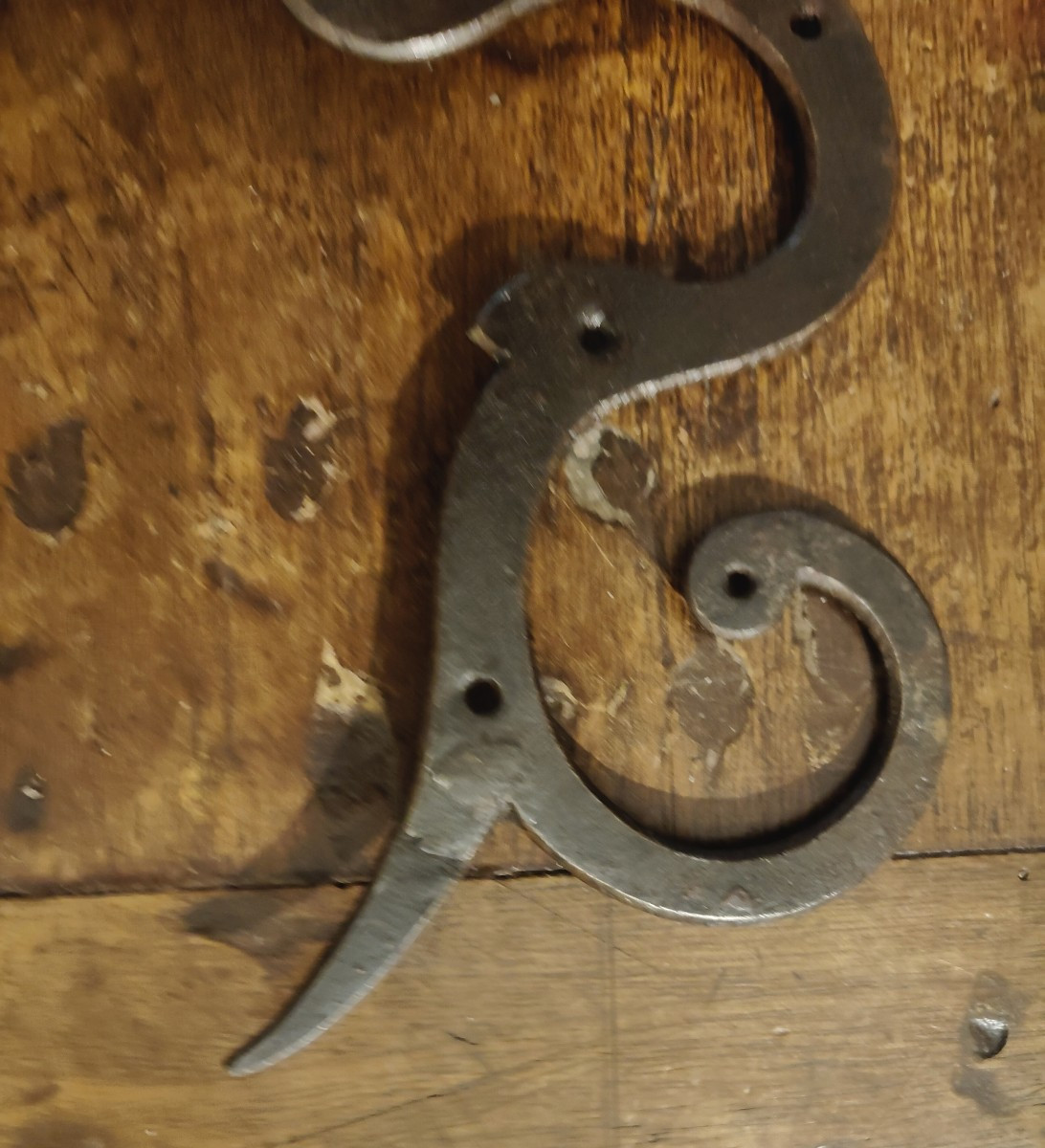 Grandi cerniere in ferro forgiato inizio XVIII secolo -photo-2