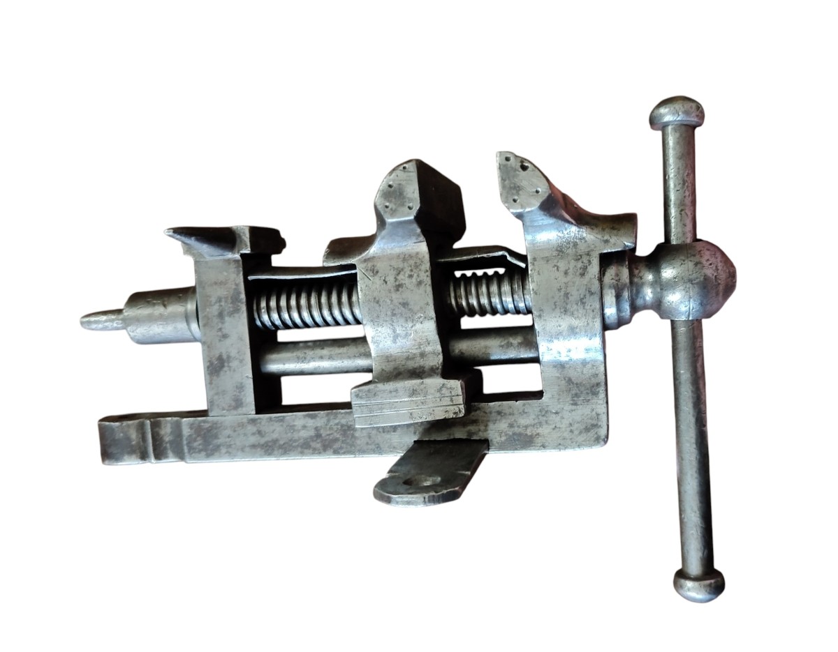Morsa da banco per lavori di precisione in ferro forgiato-photo-1