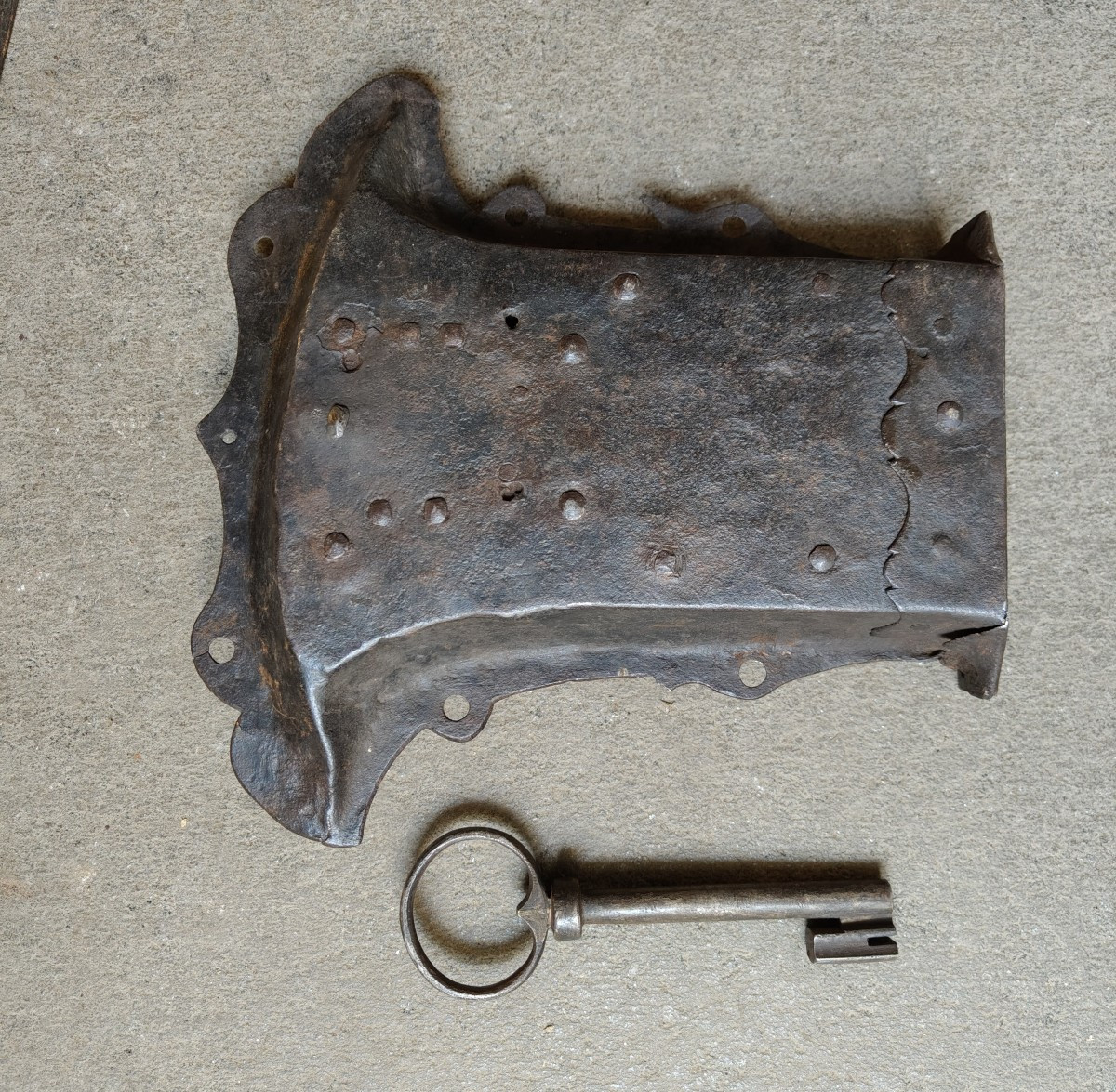 Grande serratura gotica da cassapanca-photo-1