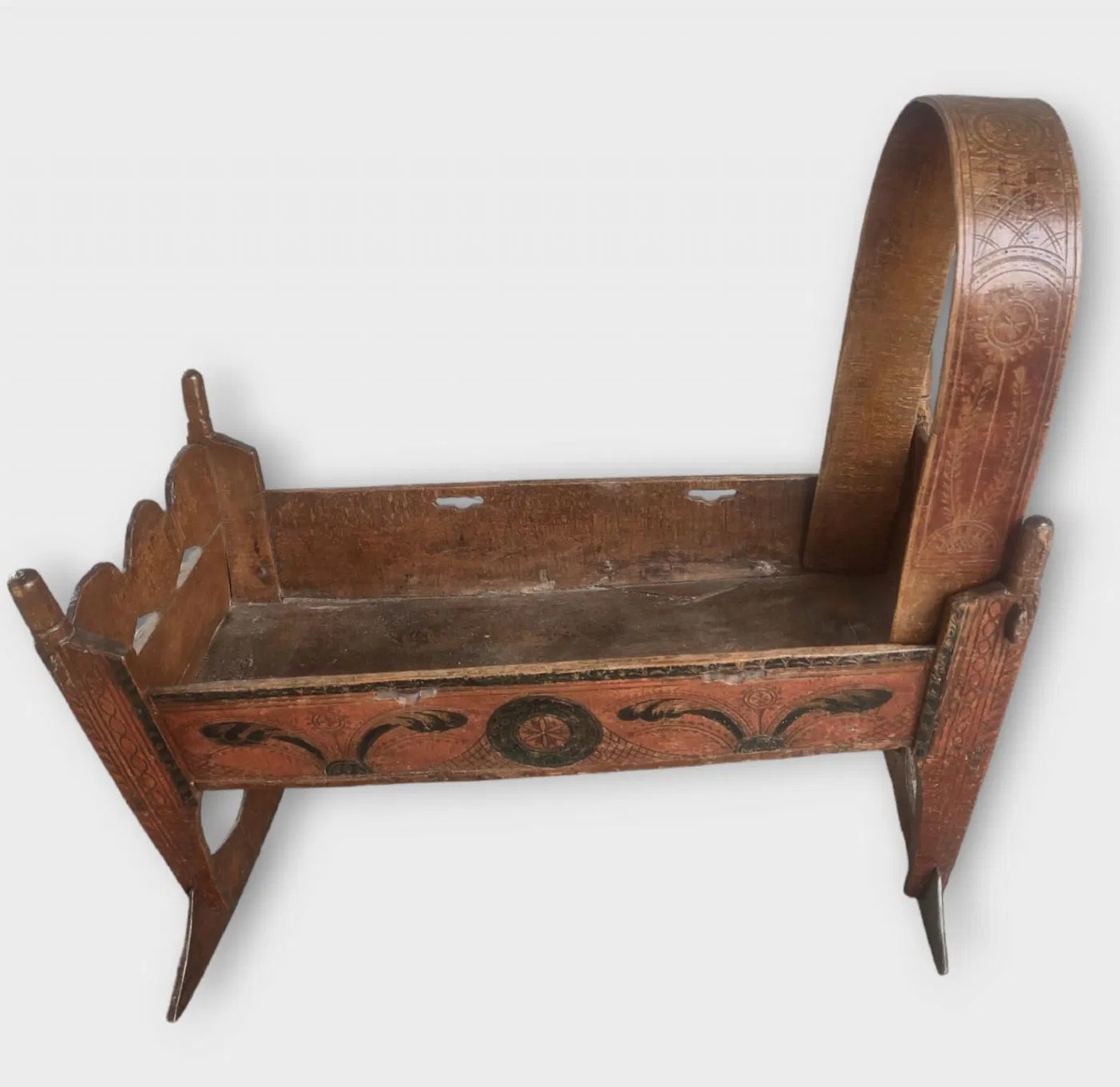 Splendida culla valessiana in legno dipinto prima metà XIX secolo-photo-3