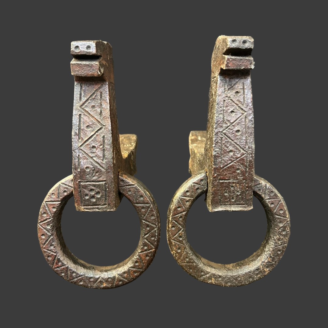 Rara coppia di anelli zomorfi per legare i cavalli Toscana epoca tardo medioevale-photo-2