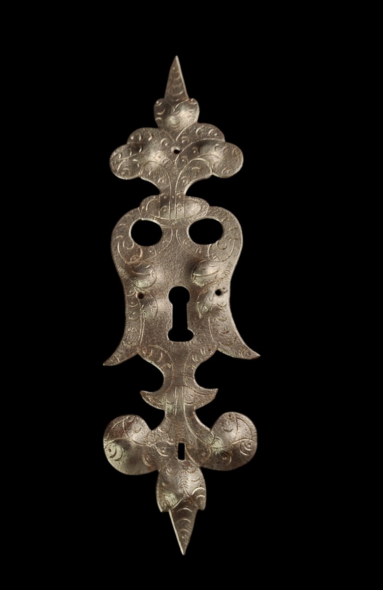 Grande bocchetta in ferro forgiato ed inciso Germania XVIII secolo -photo-2