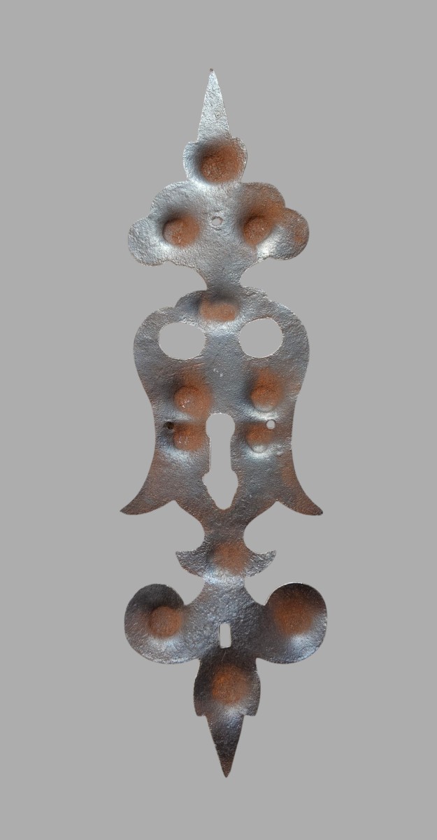 Grande bocchetta in ferro forgiato ed inciso Germania XVIII secolo -photo-4