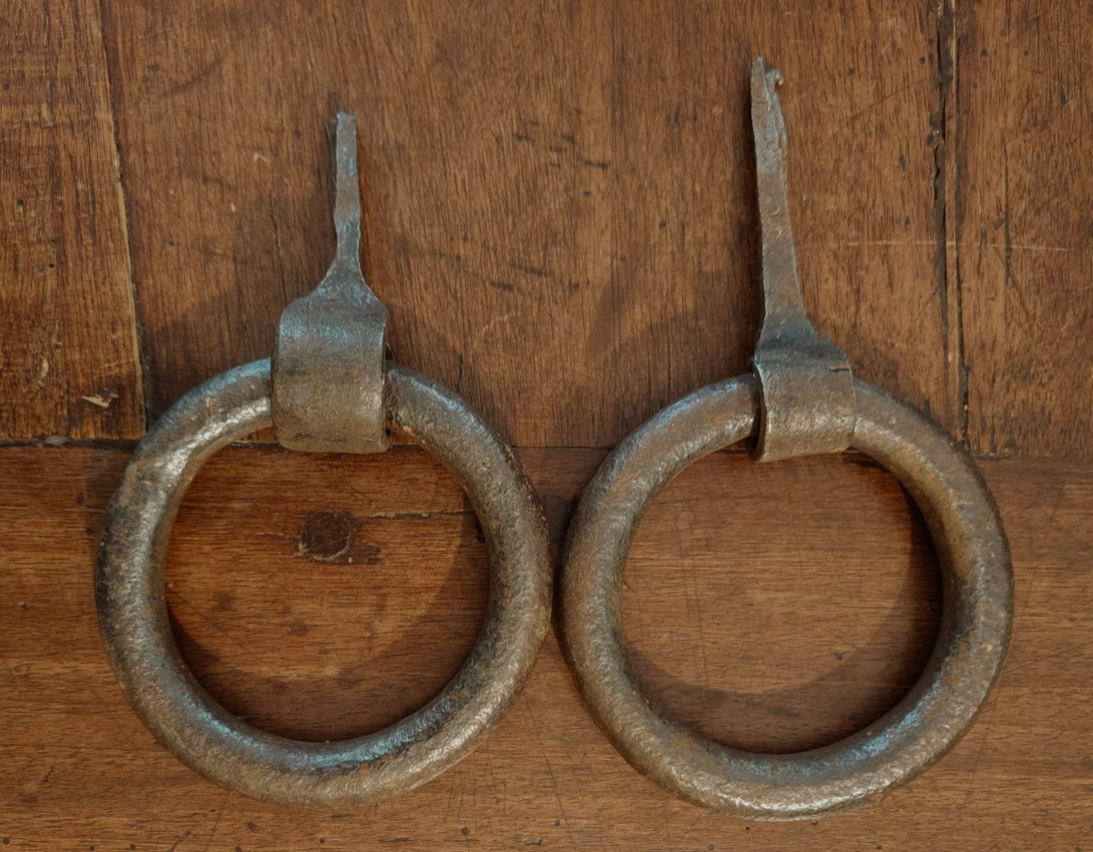 Coppia di anelli in ferro forgiato XVIII secolo -photo-2