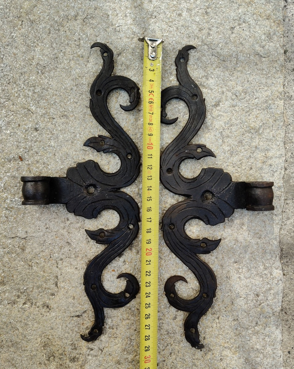 Coppi di cerniere in ferro forgiato ed inciso XVIII secolo -photo-2
