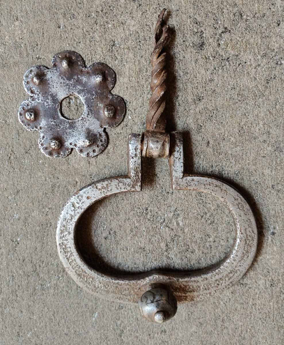 Bel battiporta in ferro forgiato ed inciso Italia inizo XVII secolo-photo-3