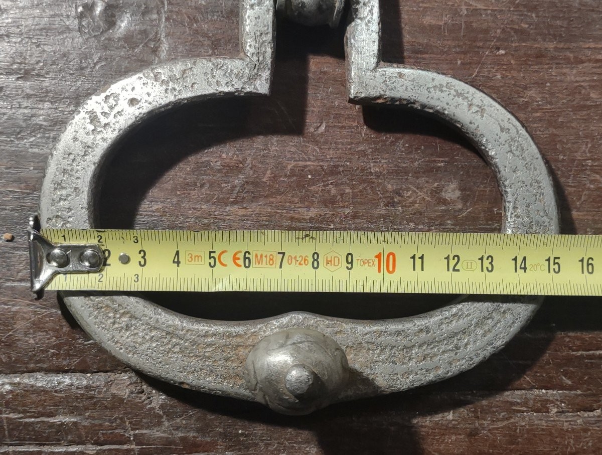 Bel battiporta in ferro forgiato ed inciso Italia inizo XVII secolo-photo-7