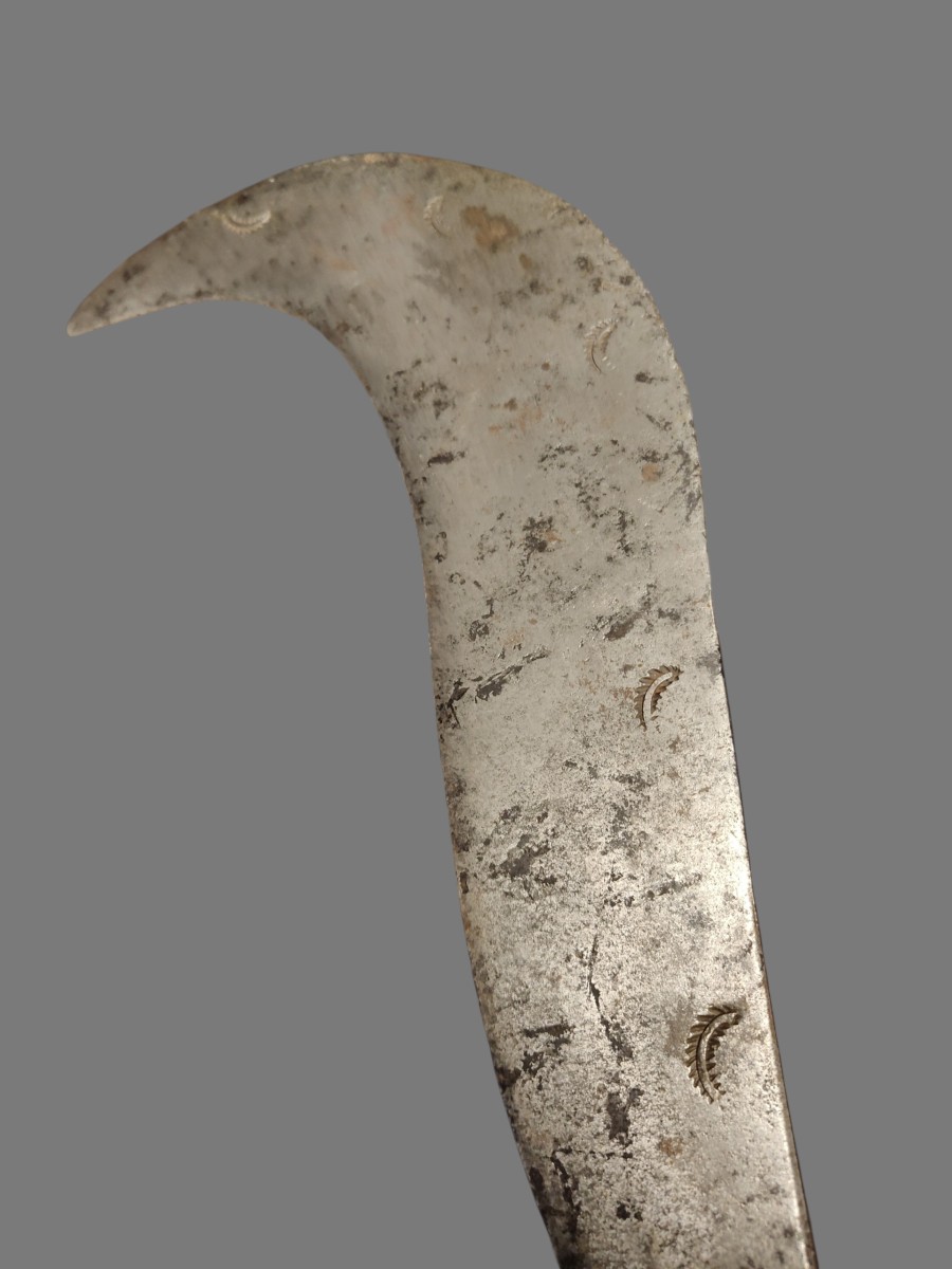 Roncola in ferro forgiato ed inciso XVIII secolo-photo-4