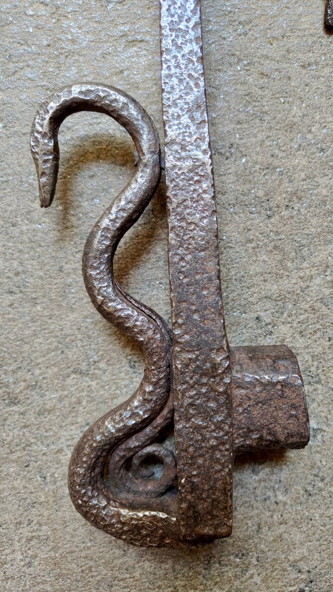 Grande battiporta piemontese zoomorfo in ferro forgiato XVII secolo-photo-4
