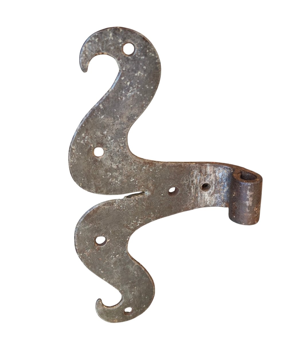 Bella coppia di cerniere di porta  in ferro forgiato Piemonte XVII secolo-photo-1