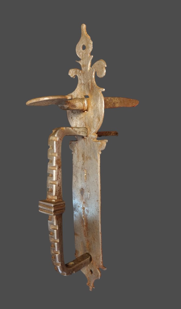 Maniglia con predisposizione per chiavistello in ferro forgiato XVII-XVIII secolo-photo-3