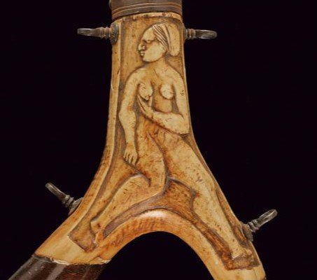 Importante fiasca da polvere in corno di cervo XVII secolo-photo-3
