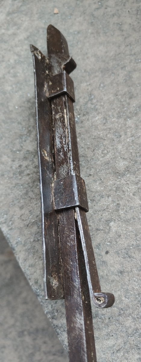 Bel chiavistello in ferro forgiato XVII-XVIII secolo-photo-3