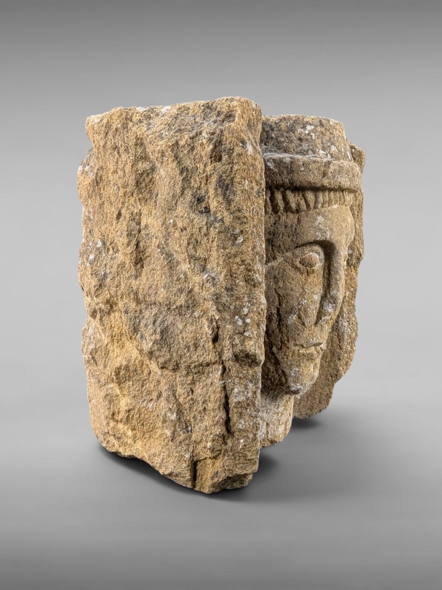 Importante frammento scultoreo in pietra scolpita ad alto rilievo, epoca romanica-photo-2