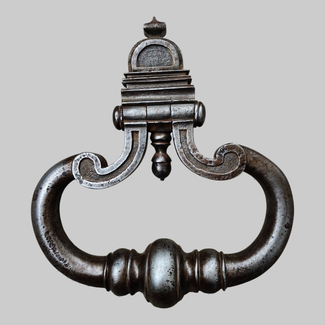 Battiporta francese in ferro forgiato XVIII secolo