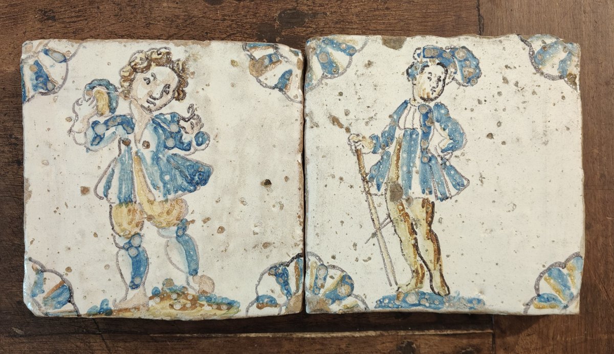 Bella coppia di mattonelle smaltate XVIII secolo