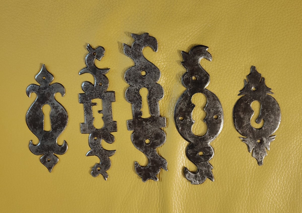 Piccola collezione di bocchette in ferro forgiato
