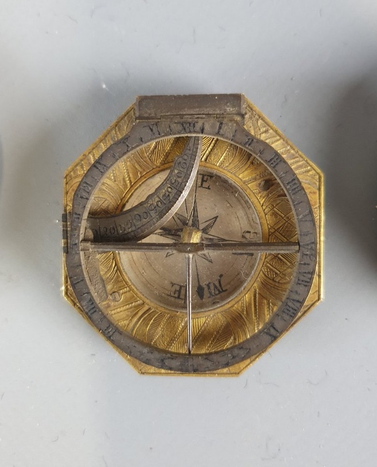 Orologio solare in lattone inciso L. Grassl 1740-80-photo-2