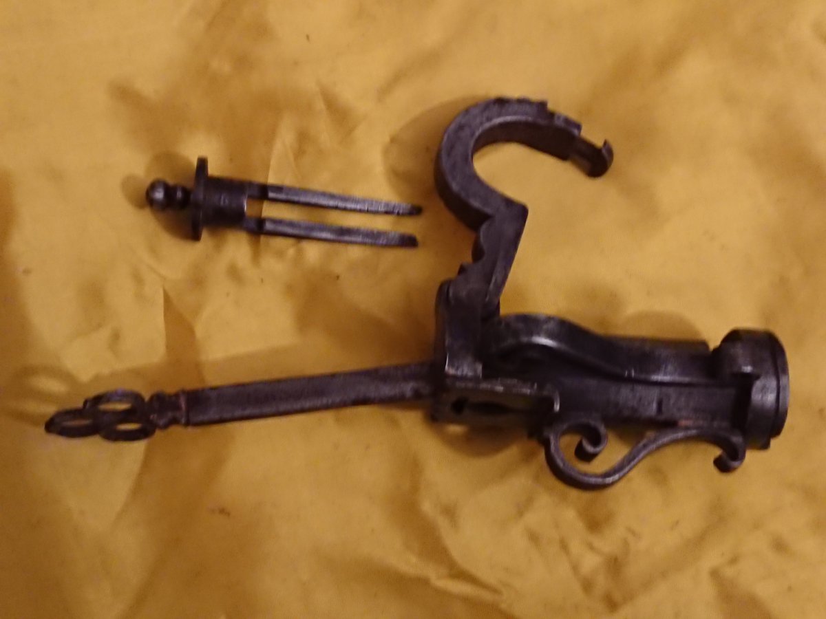 Cadenas Allemand En Fer Forgé XVIe Siècle -photo-3