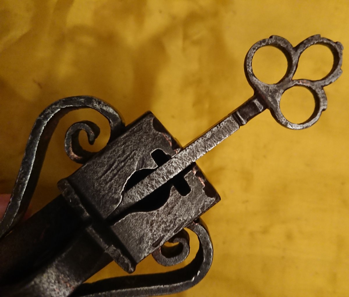 Cadenas Allemand En Fer Forgé XVIe Siècle -photo-4